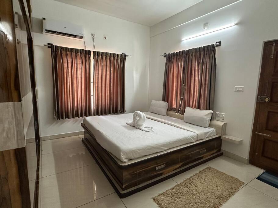 Ss Luxury Comforts A 2Bhk Service Apartment Chikmagalūr Exterior foto